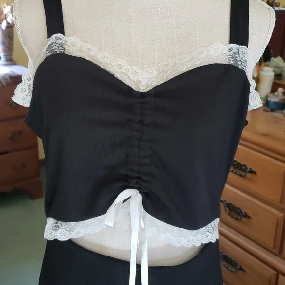 SHEIN SIZE XL BLACK AND LACE DRESS - Picture 2 of 7